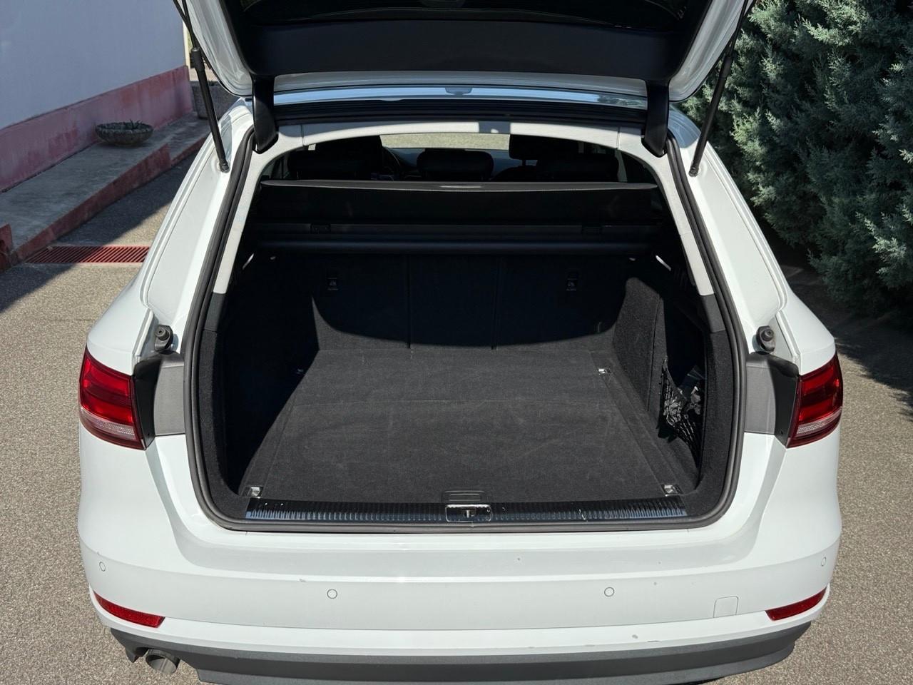 Audi A4 Avant 2.0 TDI 150 CV S tronic 2018/UNIPRO