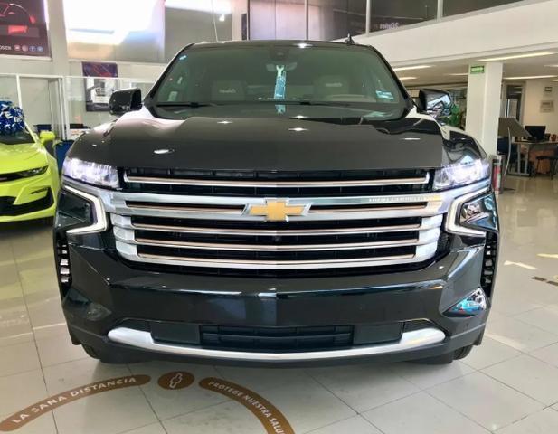 Chevrolet Suburban 6.2L V8 4X4 HIGH COUNTRY 2024