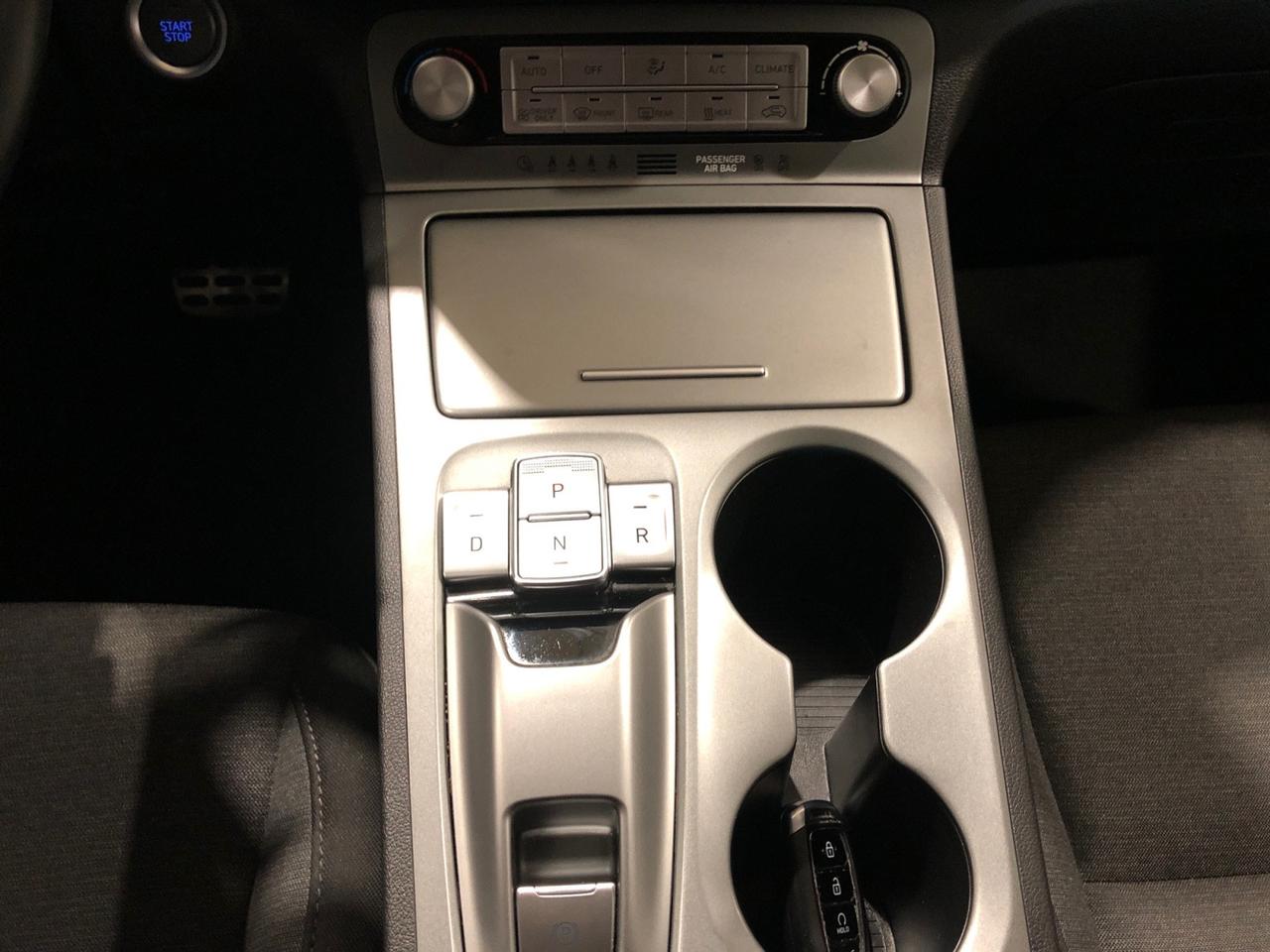 HYUNDAI Kona 64 kWh EV Exclusive