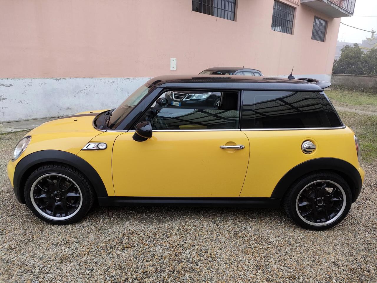 Mini 1.6 16V Cooper S 128kw