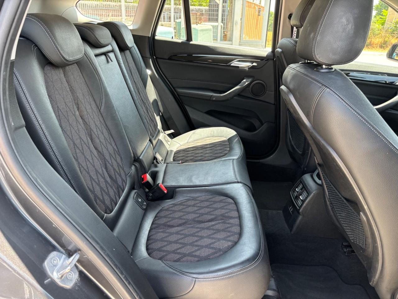 Bmw X1 sDrive 18i Msport