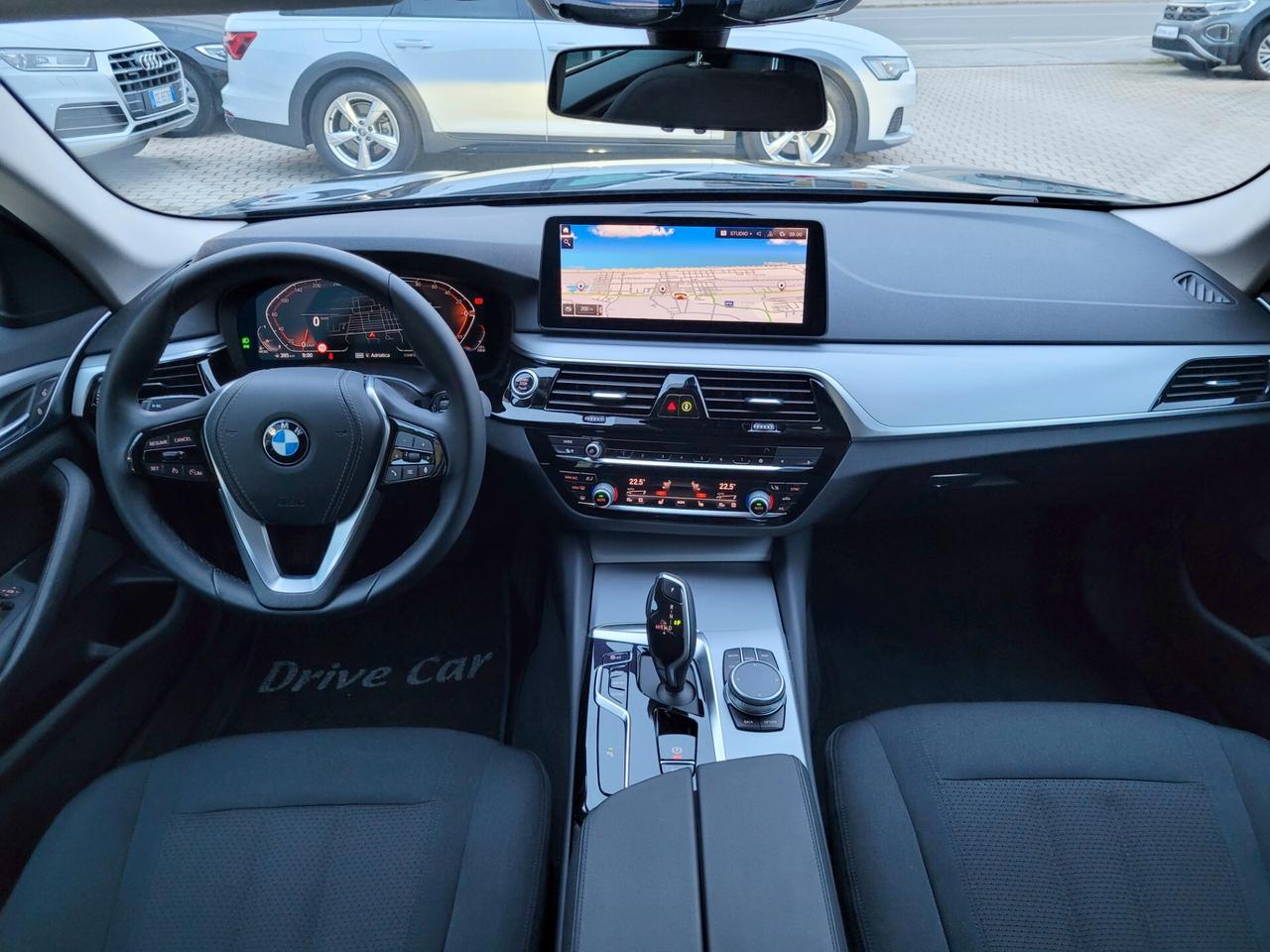 BMW 520 D TOURING 2.0 MHEV XDRIVE LED NAVI COCKPIT RETROC