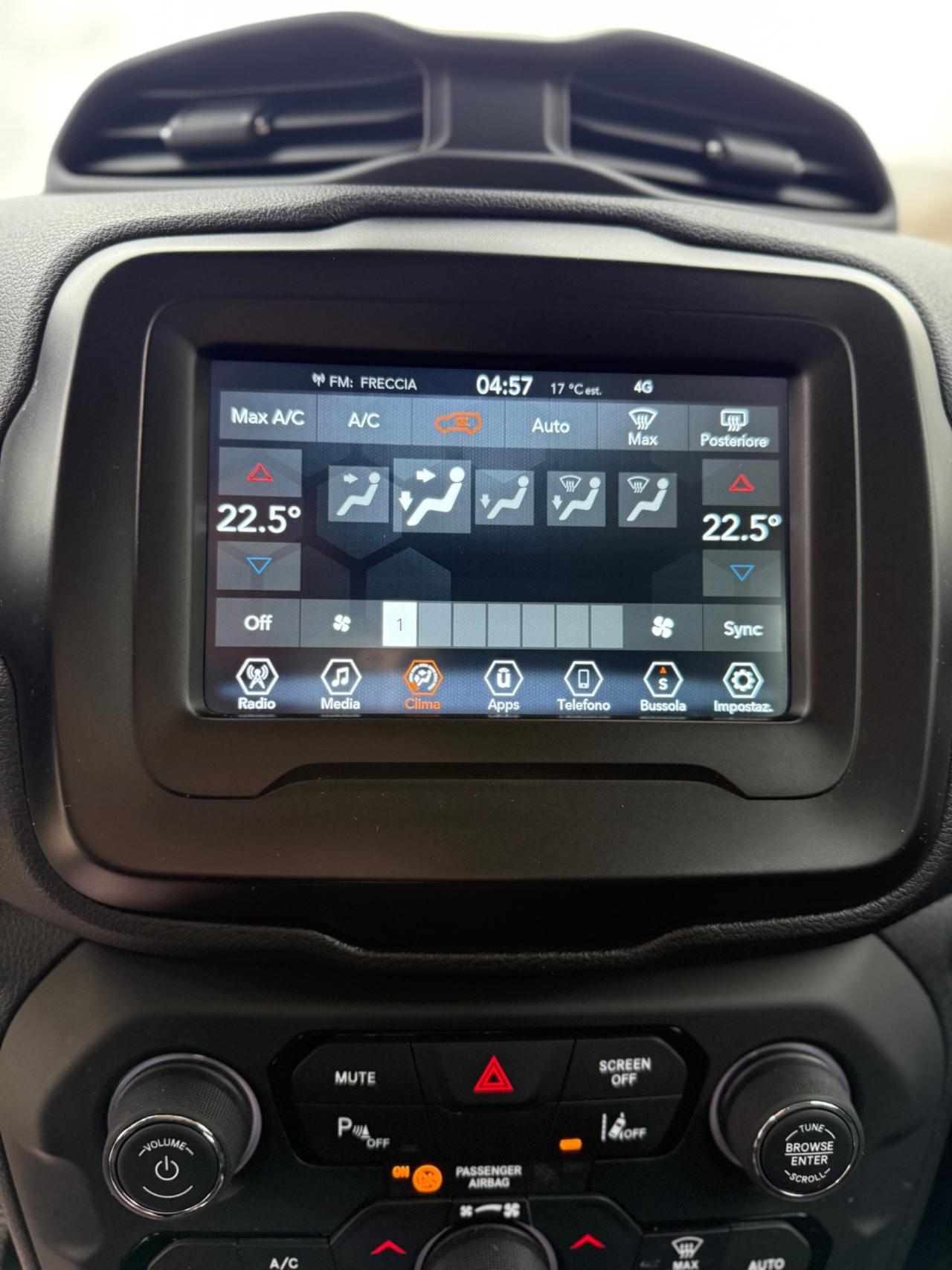 Jeep Renegade 1.6 mjt Limited 130cv FULL LED,NAVI,APP CONNECT,AZIENDALE JEEP ITALIA CON GARANZIA 1 ANNO