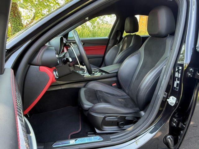 ALFA ROMEO Giulia 2.9 V6 Bi-Turbo AT8 Quadrifoglio