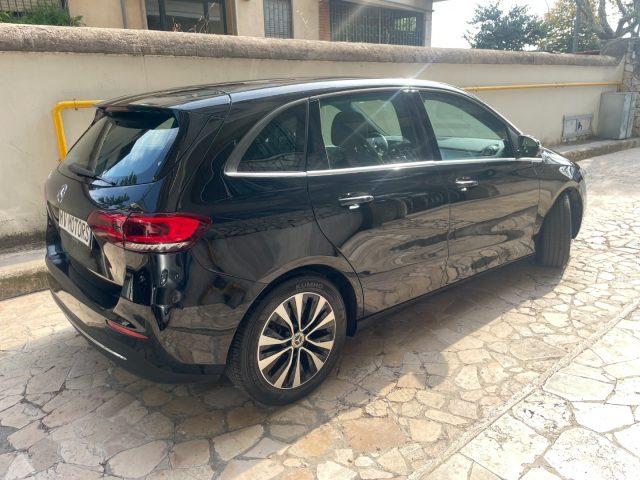 MERCEDES-BENZ B 180 d Automatic Business Extra