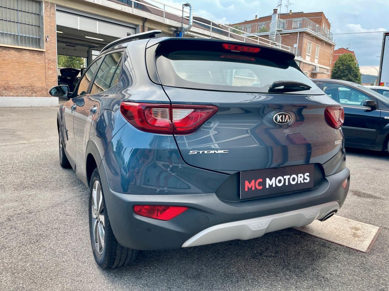 KIA STONIC -DESIGN PACK-2021-GPL ORIGINALE KIA-GARANZIA FINO AL 2028