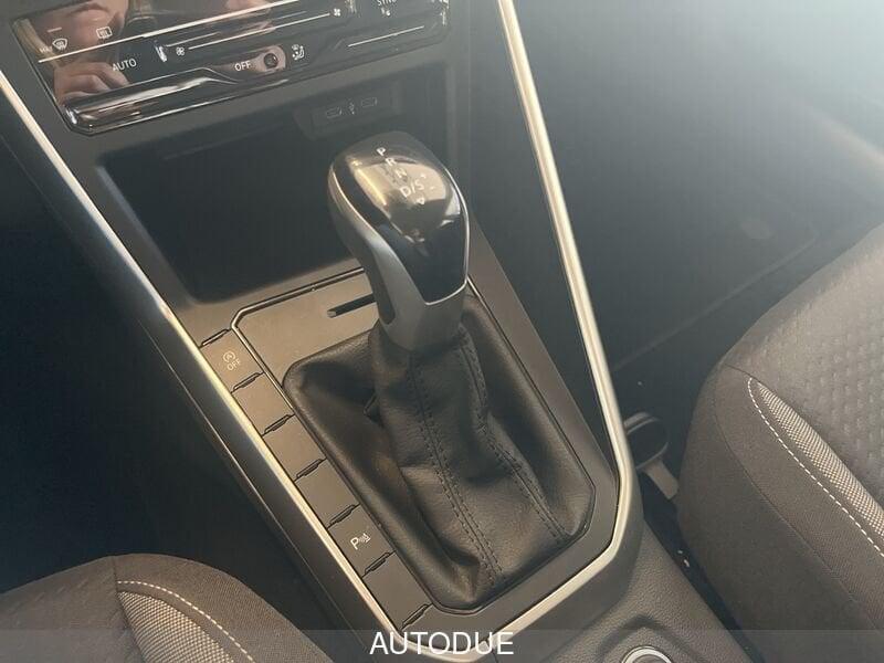 Volkswagen Polo VI 2022 1.0 tsi Life 95cv dsg