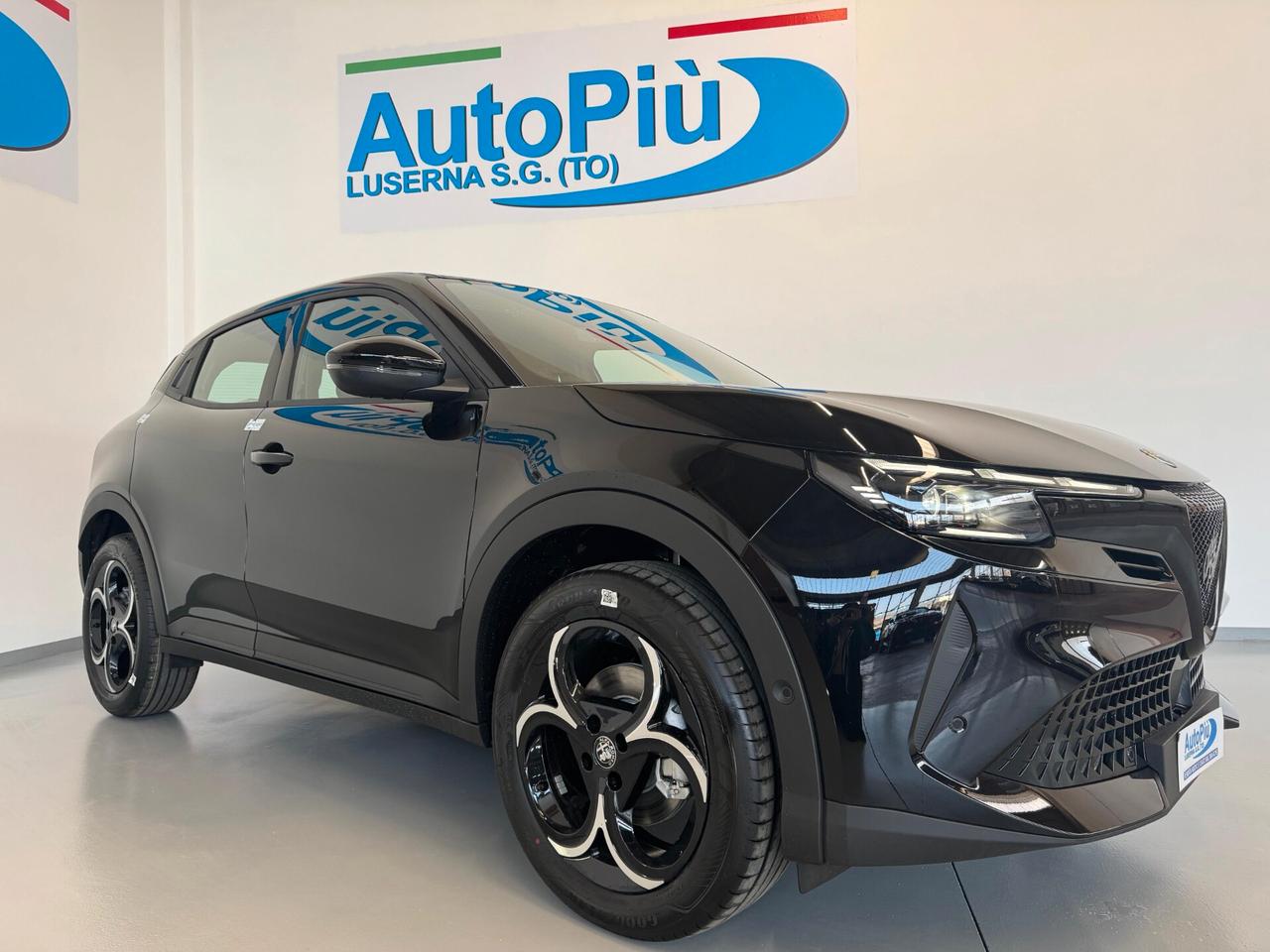 Alfa Romeo Junior ibrida 1.2 Pack Techno