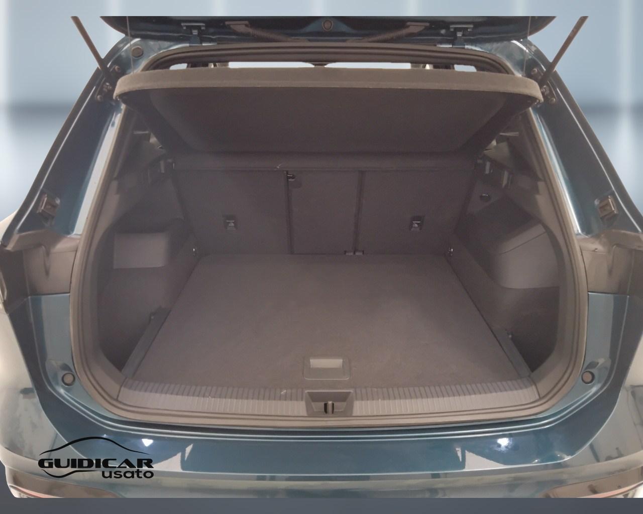 VOLKSWAGEN Tiguan III 2024 - Tiguan 2.0 tdi R-Line 150cv dsg