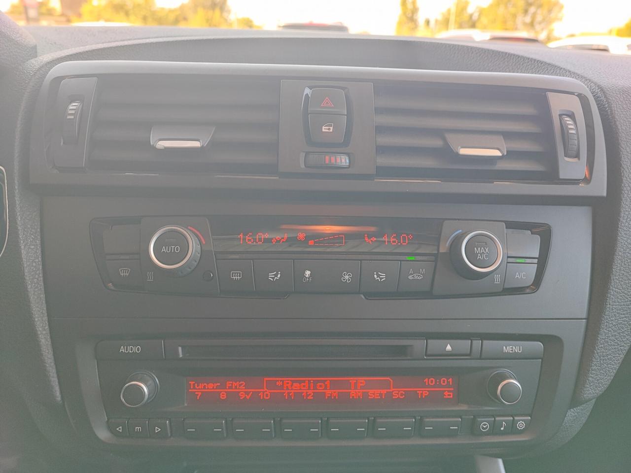 Bmw 116 118d 5p. Urban