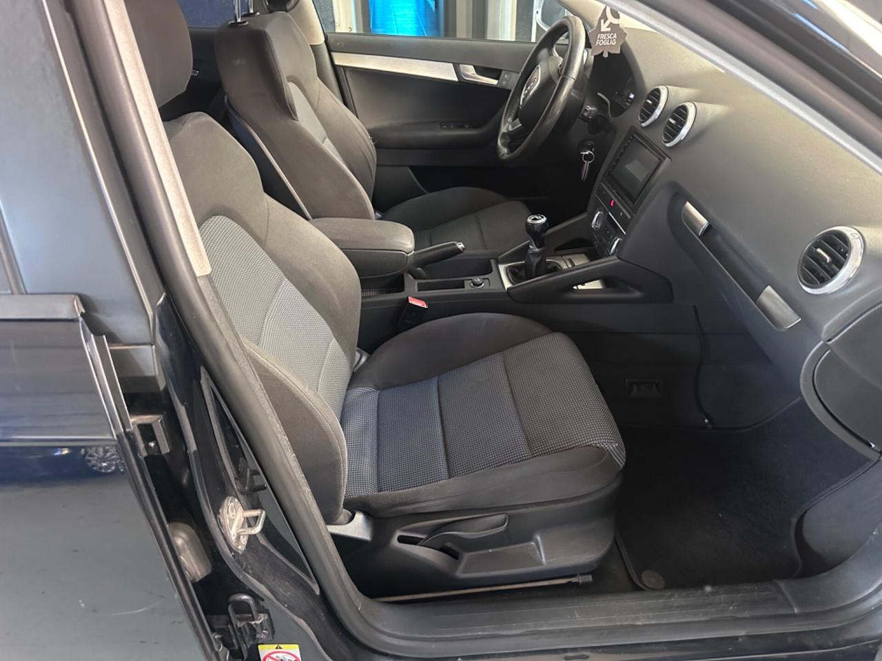 Audi A3 SPB 1.6 TDI 105 CV CR Attraction