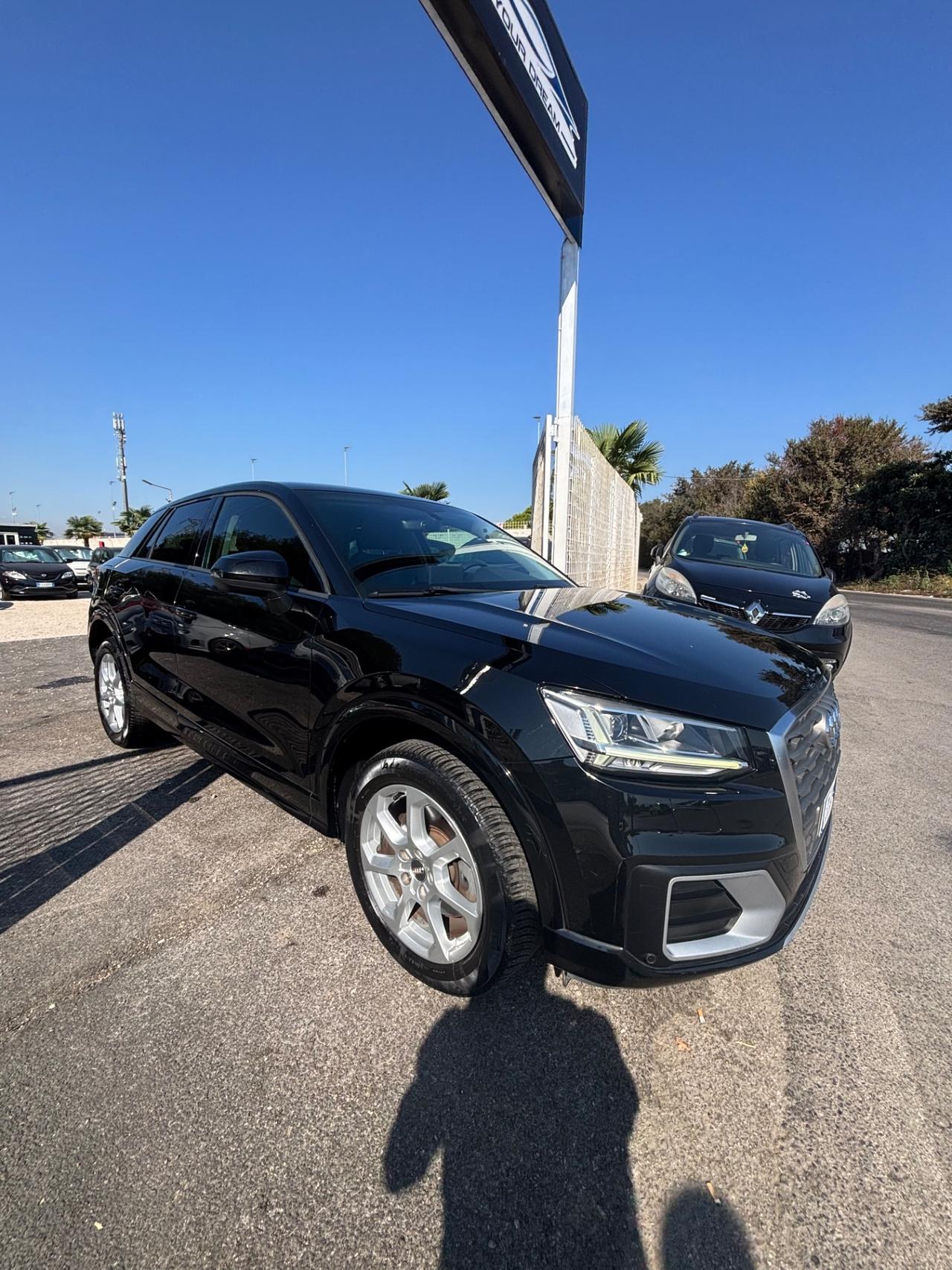 Audi Q2 30 TDI S tronic Business