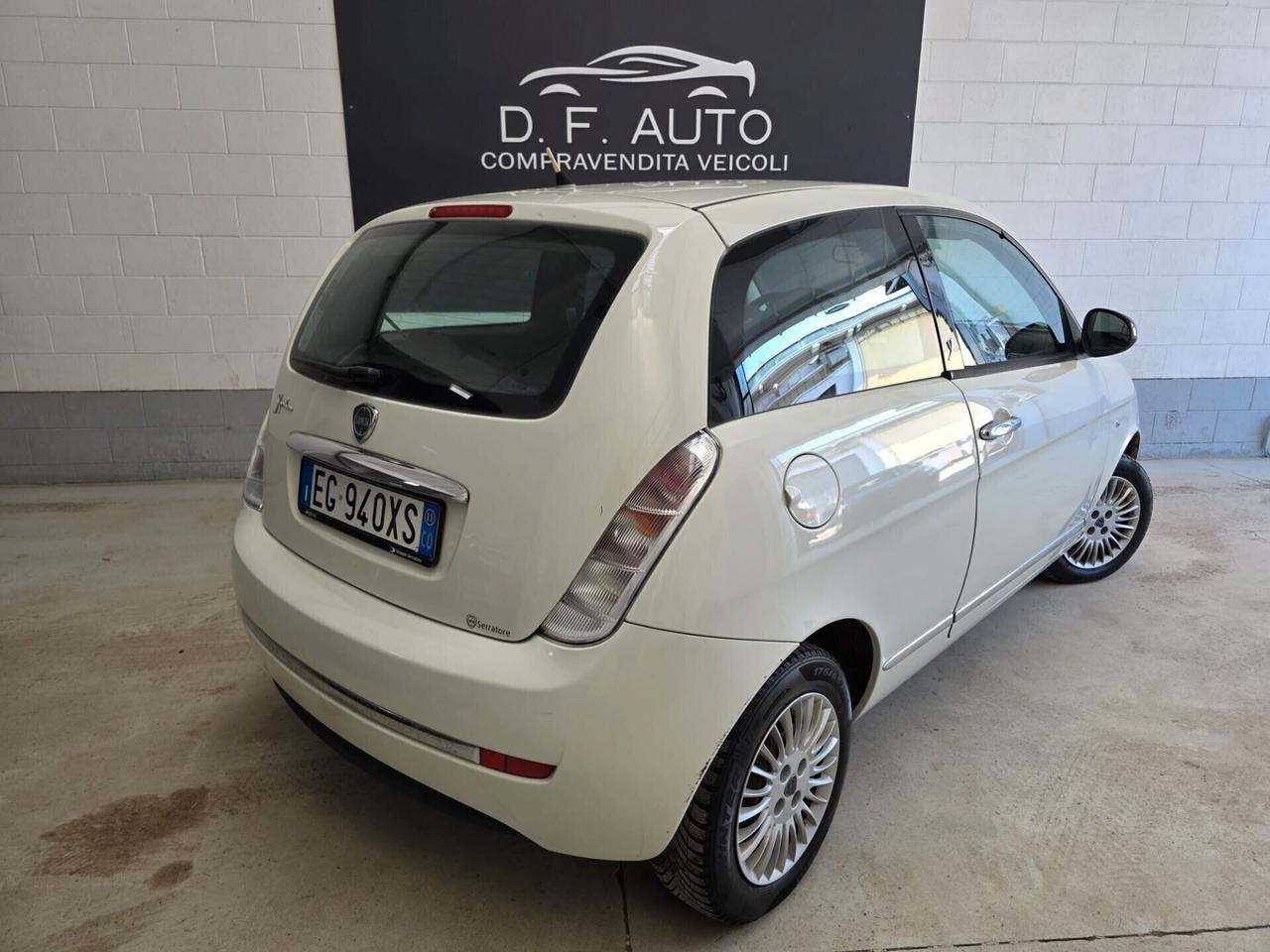 Lancia Ypsilon 1.2 Diva Euro 5