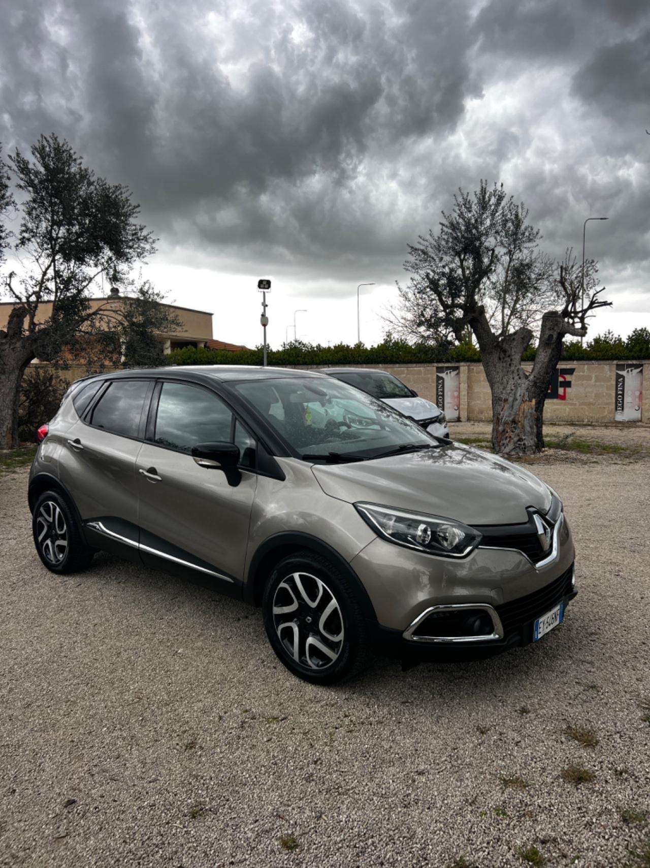 Renault Captur dCi 8V 90 CV EDC Start&Stop xfettissima!!!!