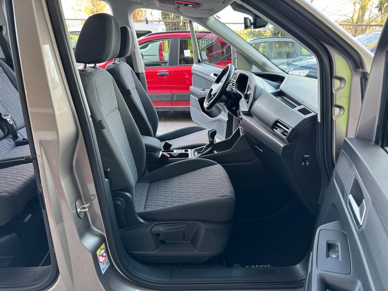 Volkswagen Caddy 1.5TSI LIFE GARANZ 2029 AUTOCARRO