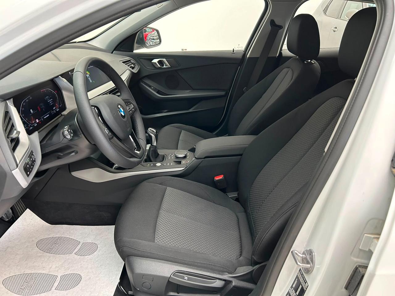 Bmw 118 118i 5p. Business Advantage