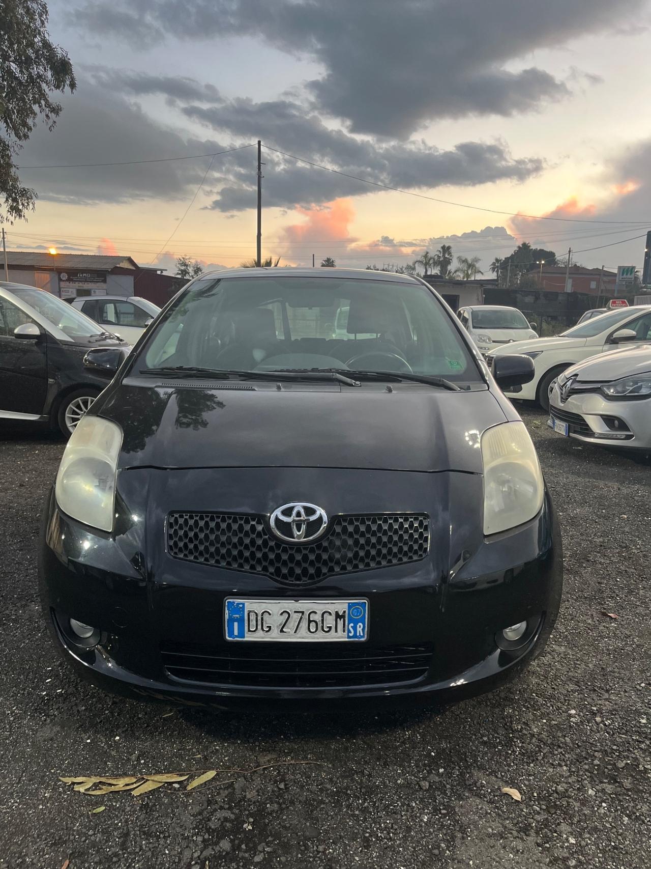 Toyota Yaris 1.3 5 porte