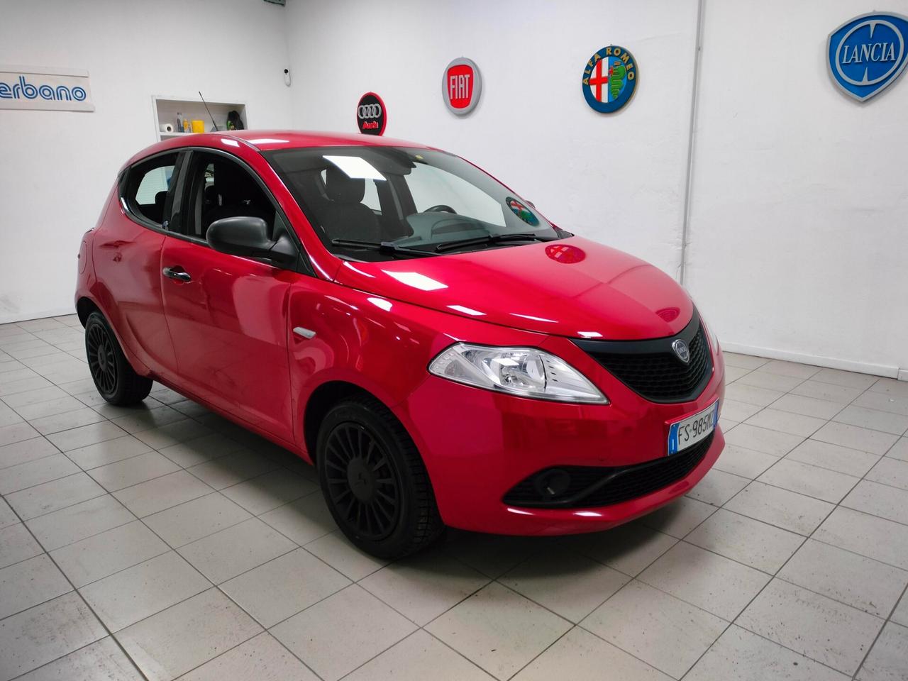 Lancia Ypsilon 1.2 69 CV 5 porte GPL Ecochic Elefantino Blu