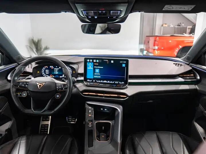 Cupra Terramar 1.5 e-Hybrid DSG VZ