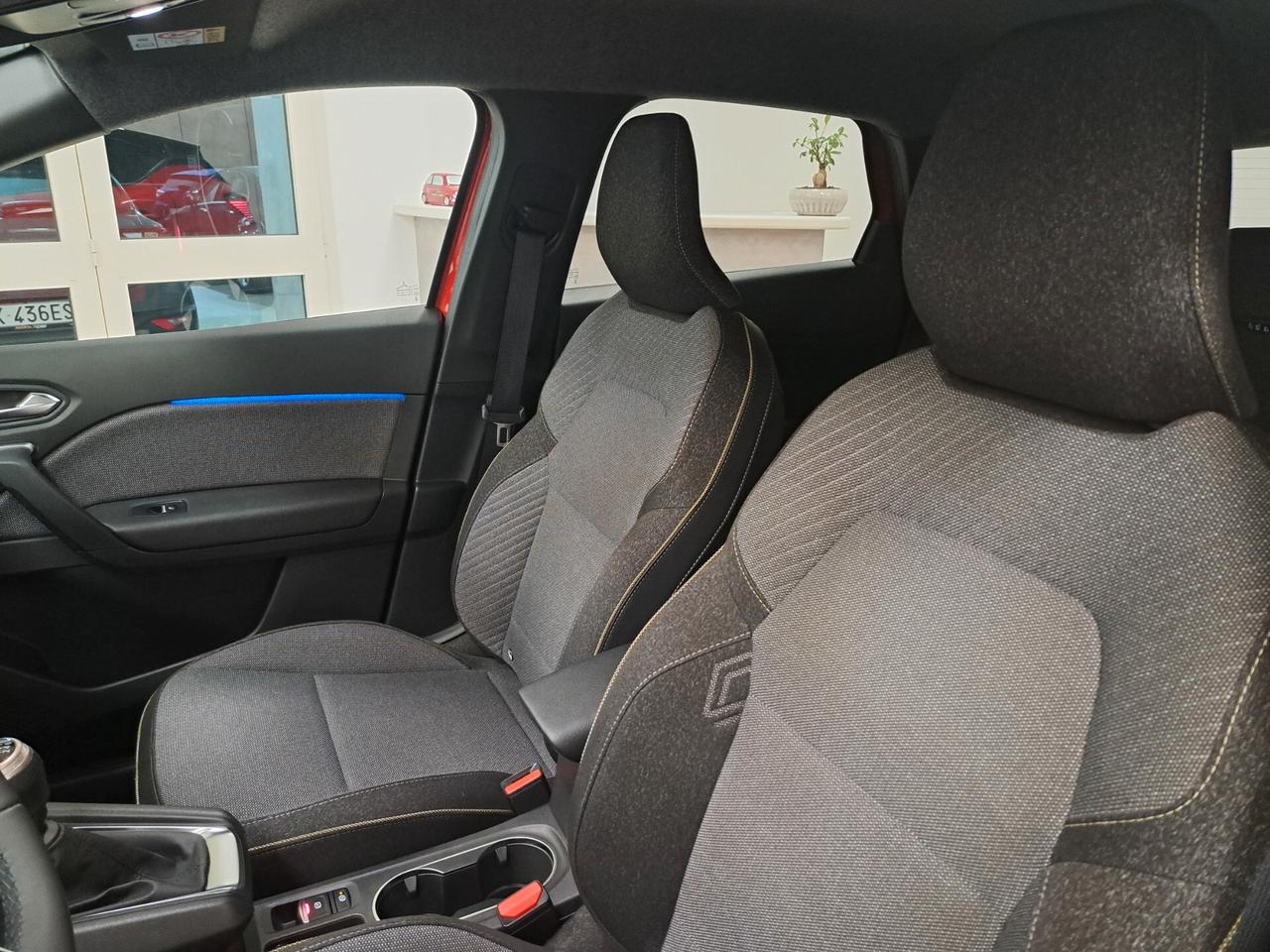Renault Captur II 2024 1.0 eco-g Techno 100cv Pack Navigation
