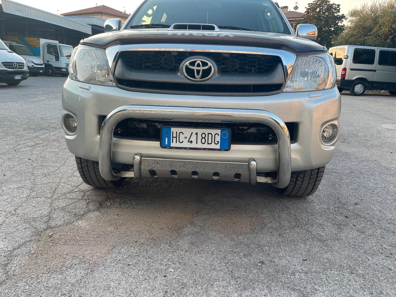 Toyota Hilux 3.0 D-4D 4WD 4p. Doub. Cab SR+