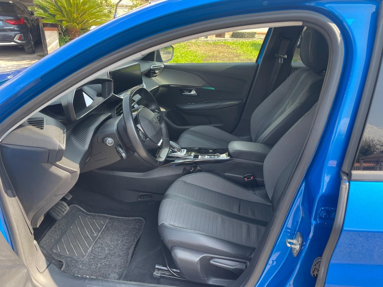 Peugeot 208 e 136 CV 5 porte Allure Pack Cockpit
