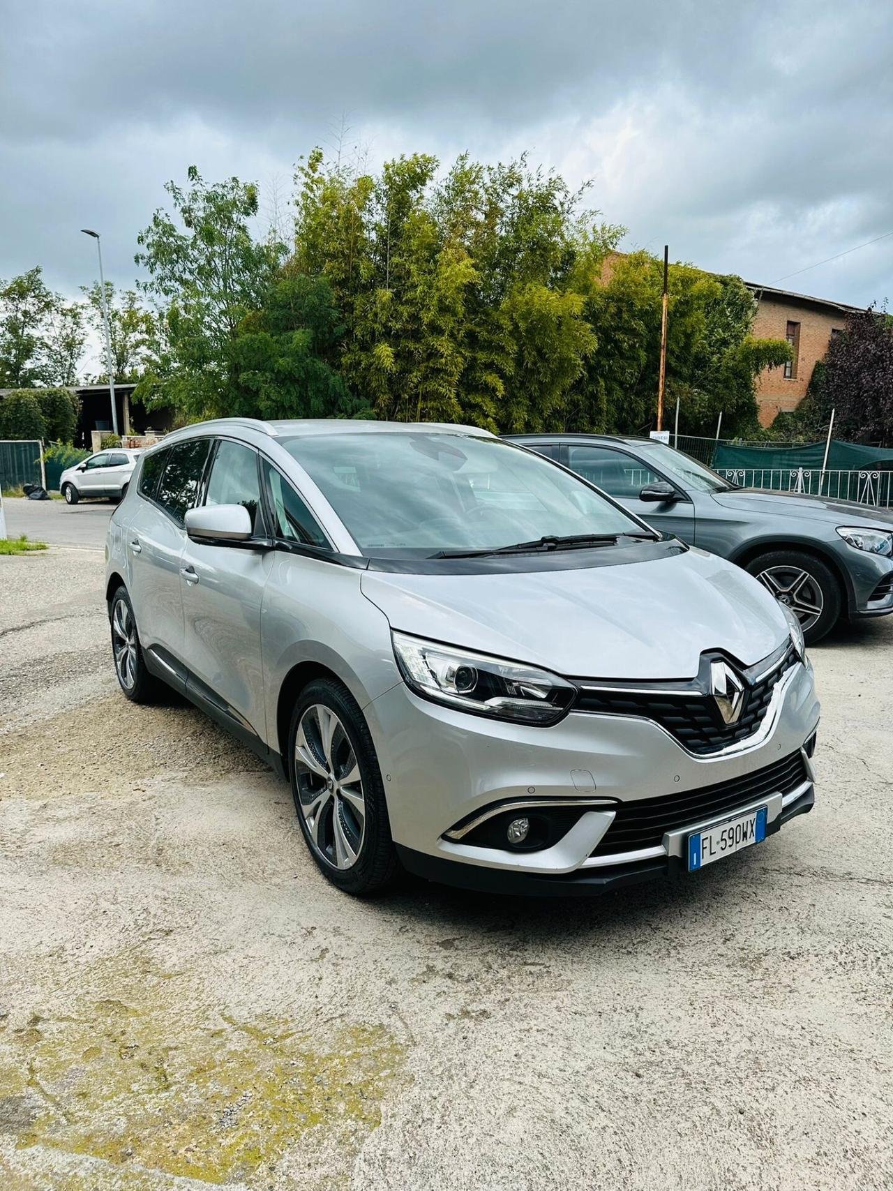 Renault Grand Scenic dCi 8V 110 CV EDC Energy Bose