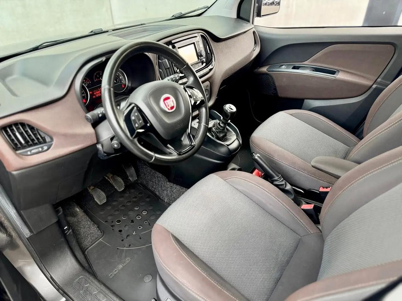 Fiat Doblo TREKKING 1.6 M-Jet 120cv GANCIO TRAINO