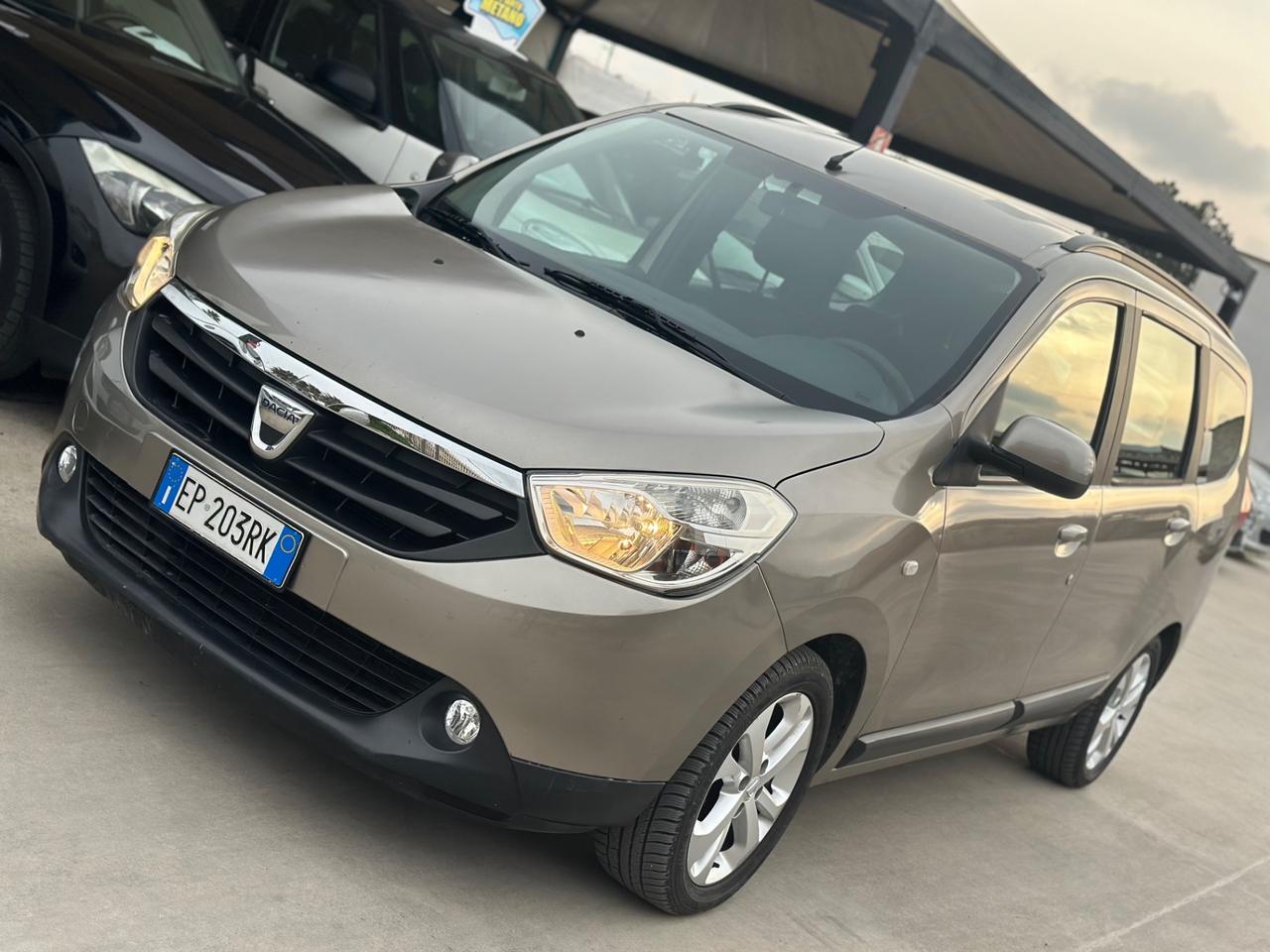 Dacia LODGY 1.5 DIESEL 2012 - SPAZIOSO, NAVIGATORE