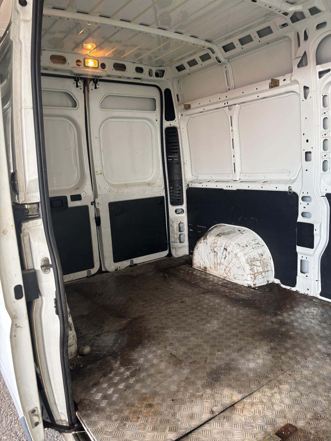 Citroen Jumper 35 BlueHDi 96KW 130CV L2 H2