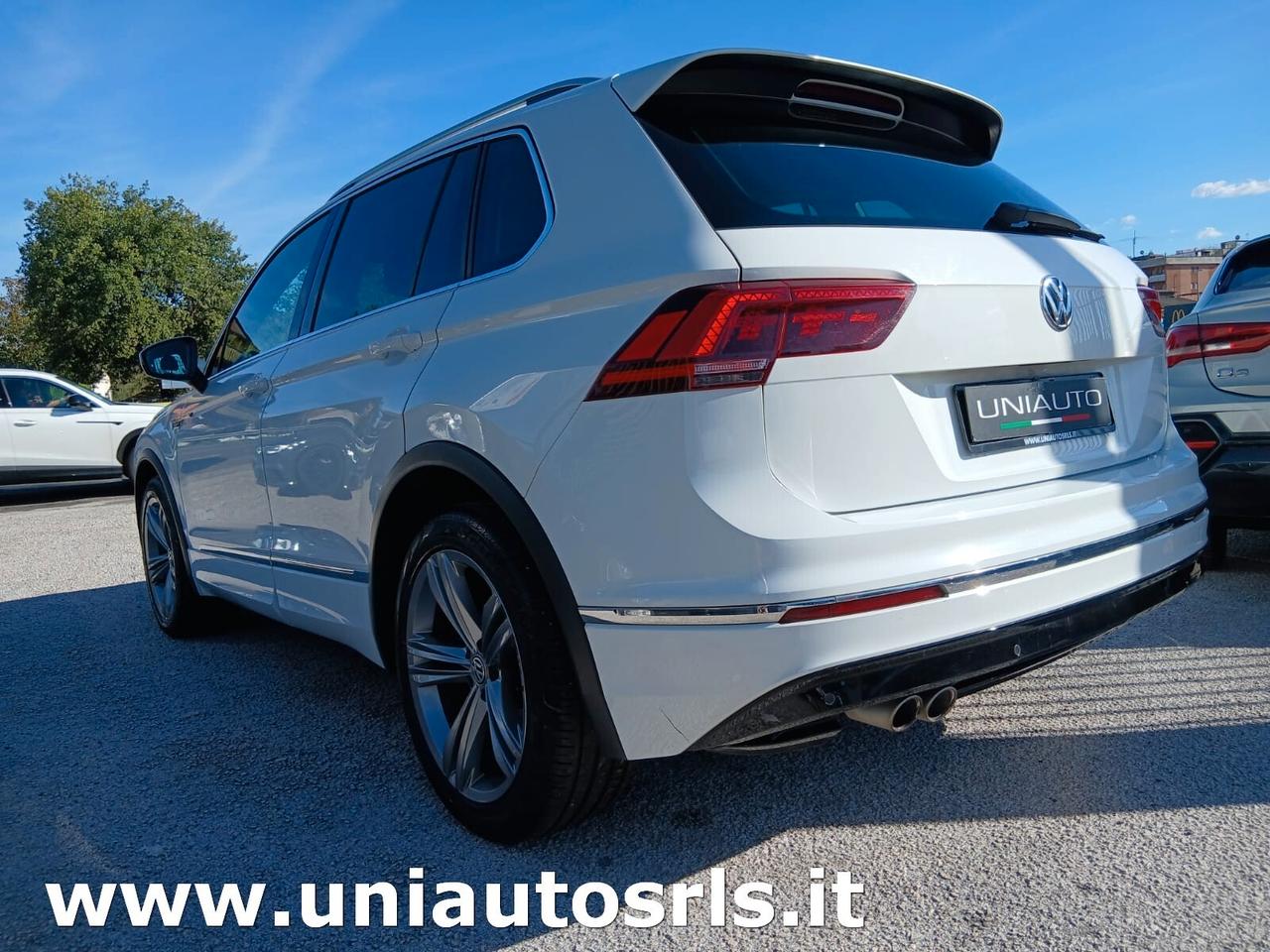 Volkswagen Tiguan 2.0 TDI SCR DSG Business BlueMotion Technology