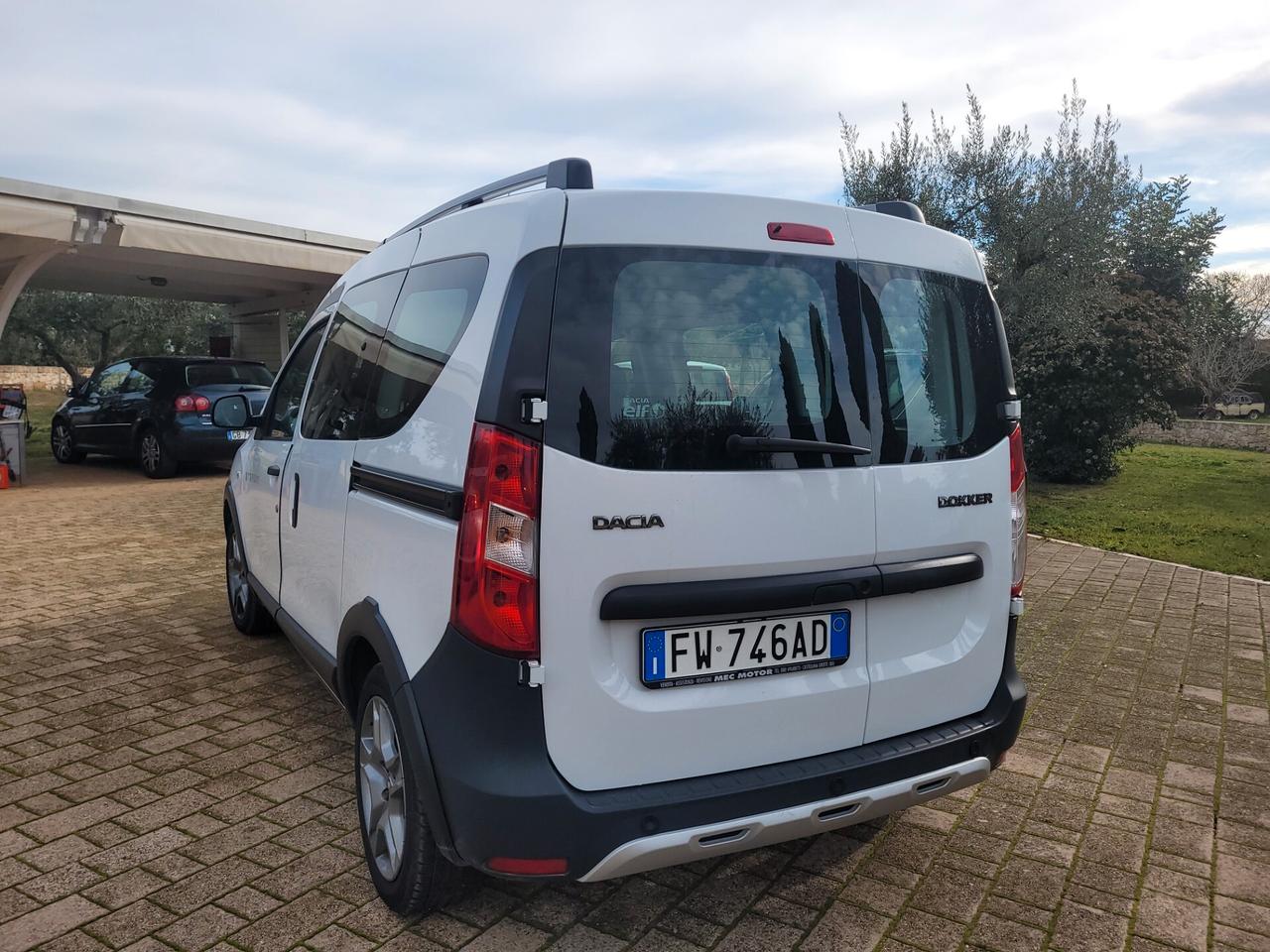 Dacia Dokker Stepway 1.6 8V 110CV GPL