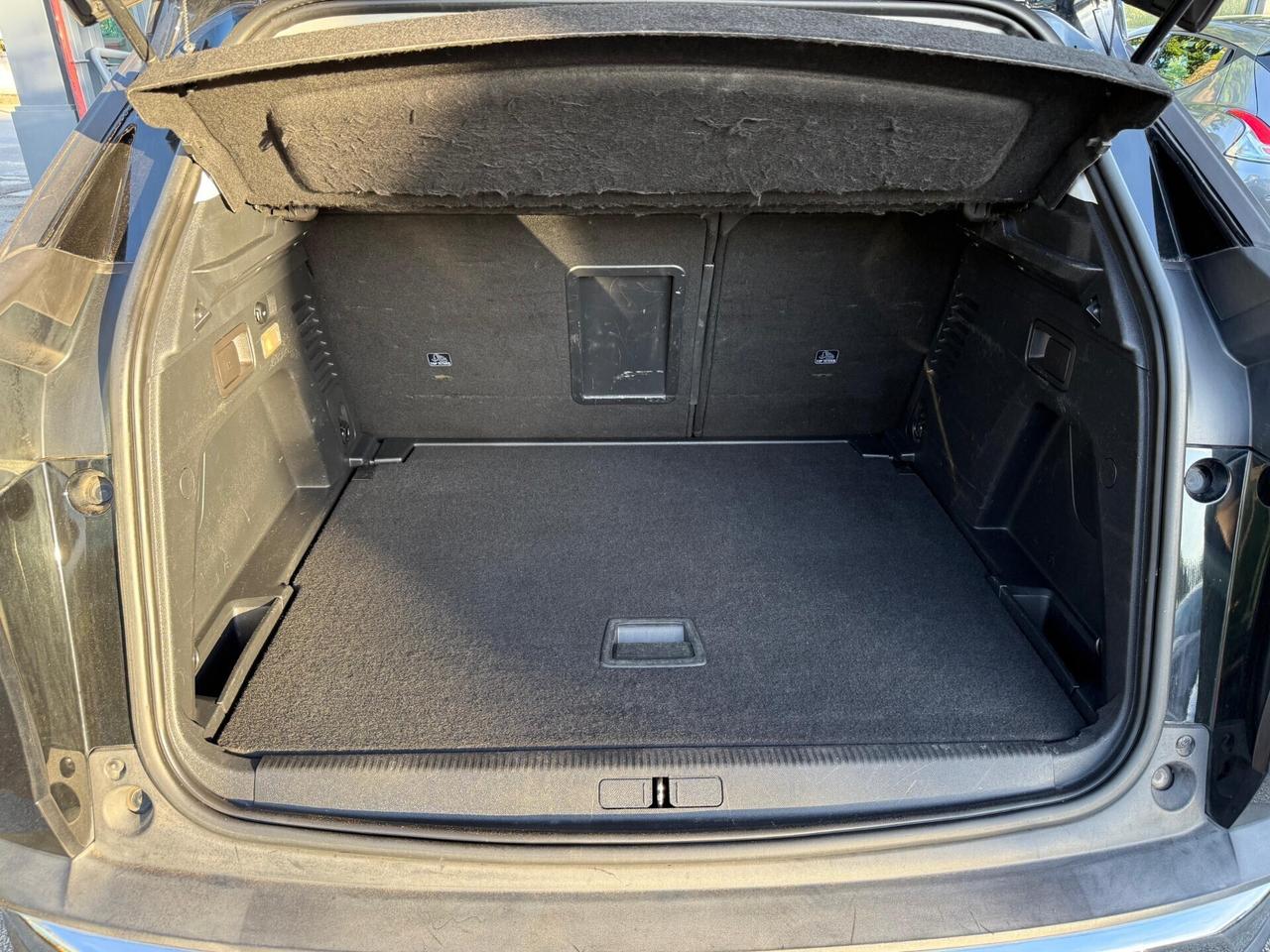 Peugeot 3008 BlueHDi 130 S&S Allure