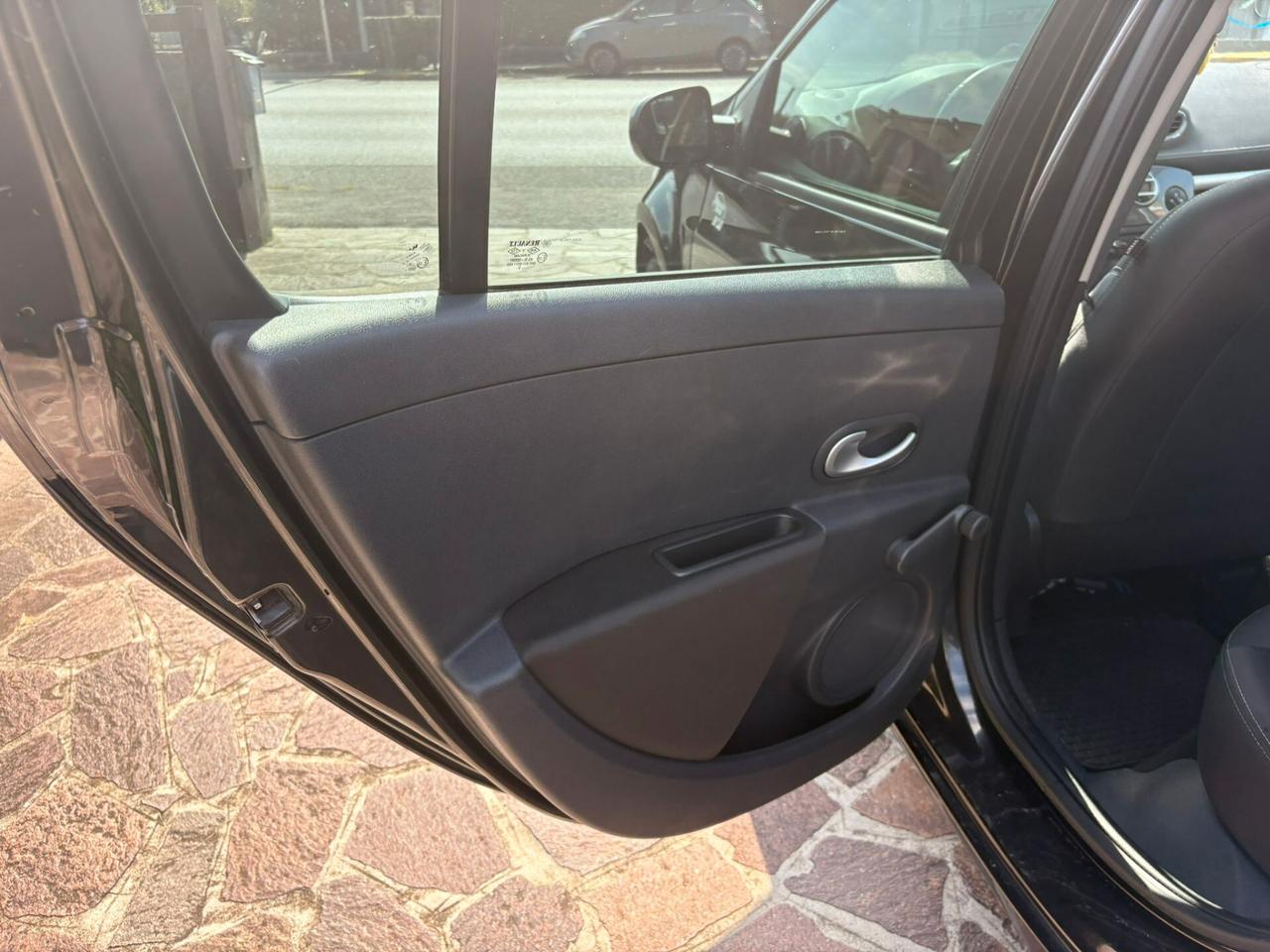 Renault Clio 1.2 16V 5 porte Luxe