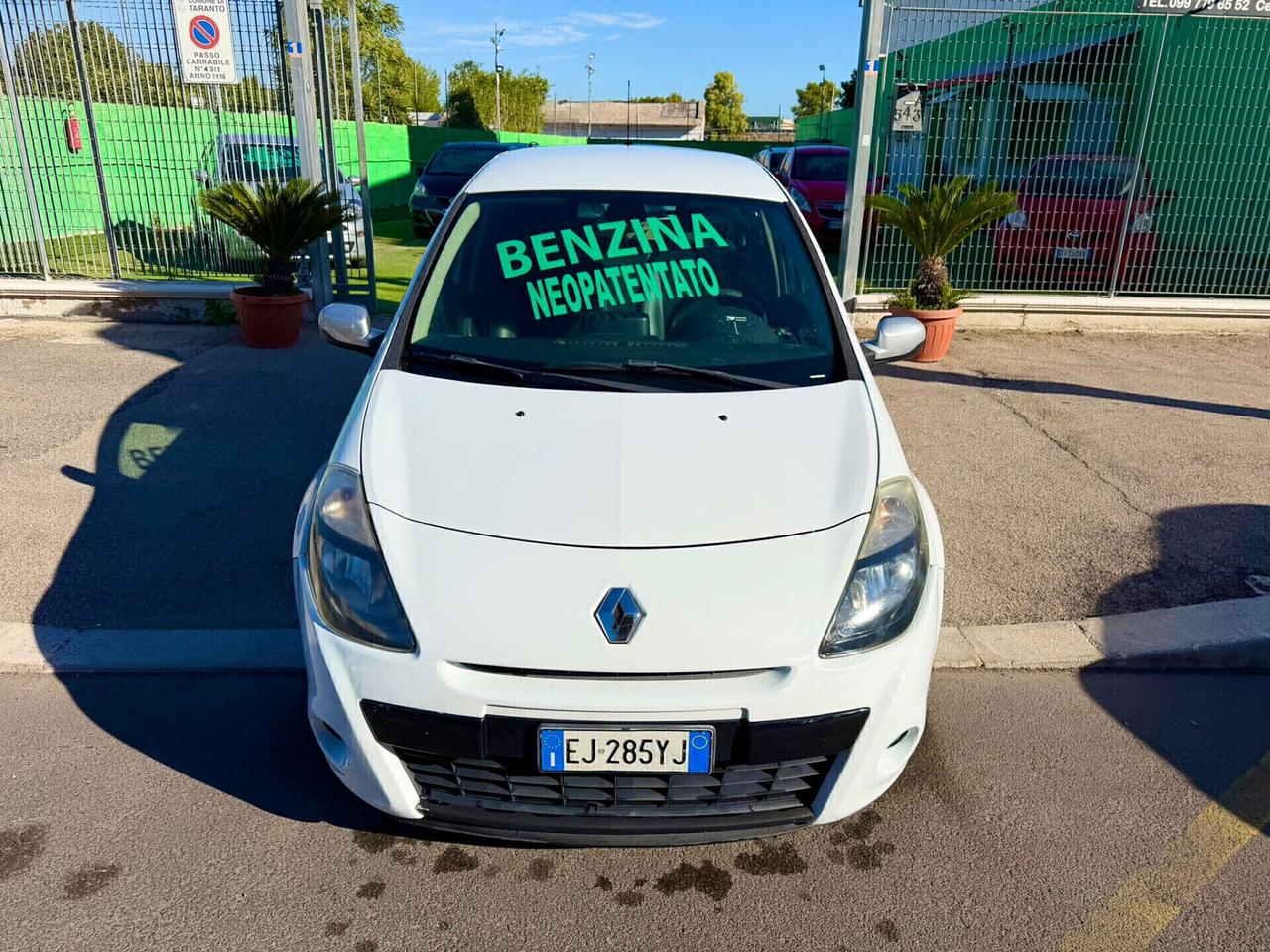 Renault Clio 1.2 16V 5 porte Live! - Anno 2011 - NEOPATENTATO