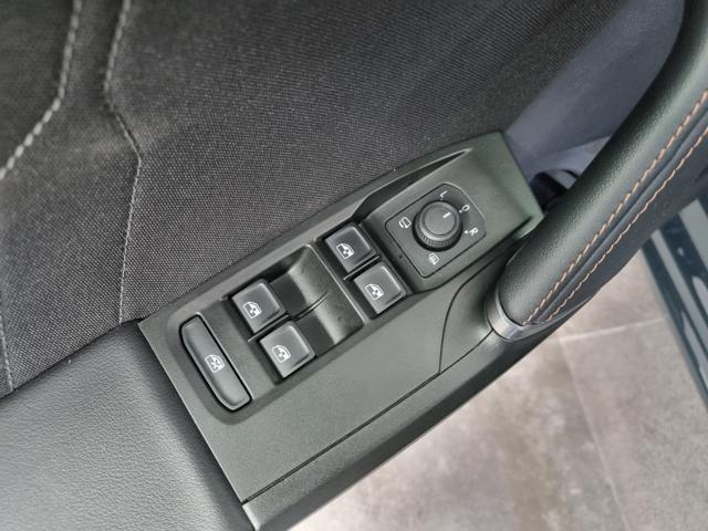 CUPRA Leon Sportstourer 1.5 e-Hybrid 204 CV DSG PLUG-IN
