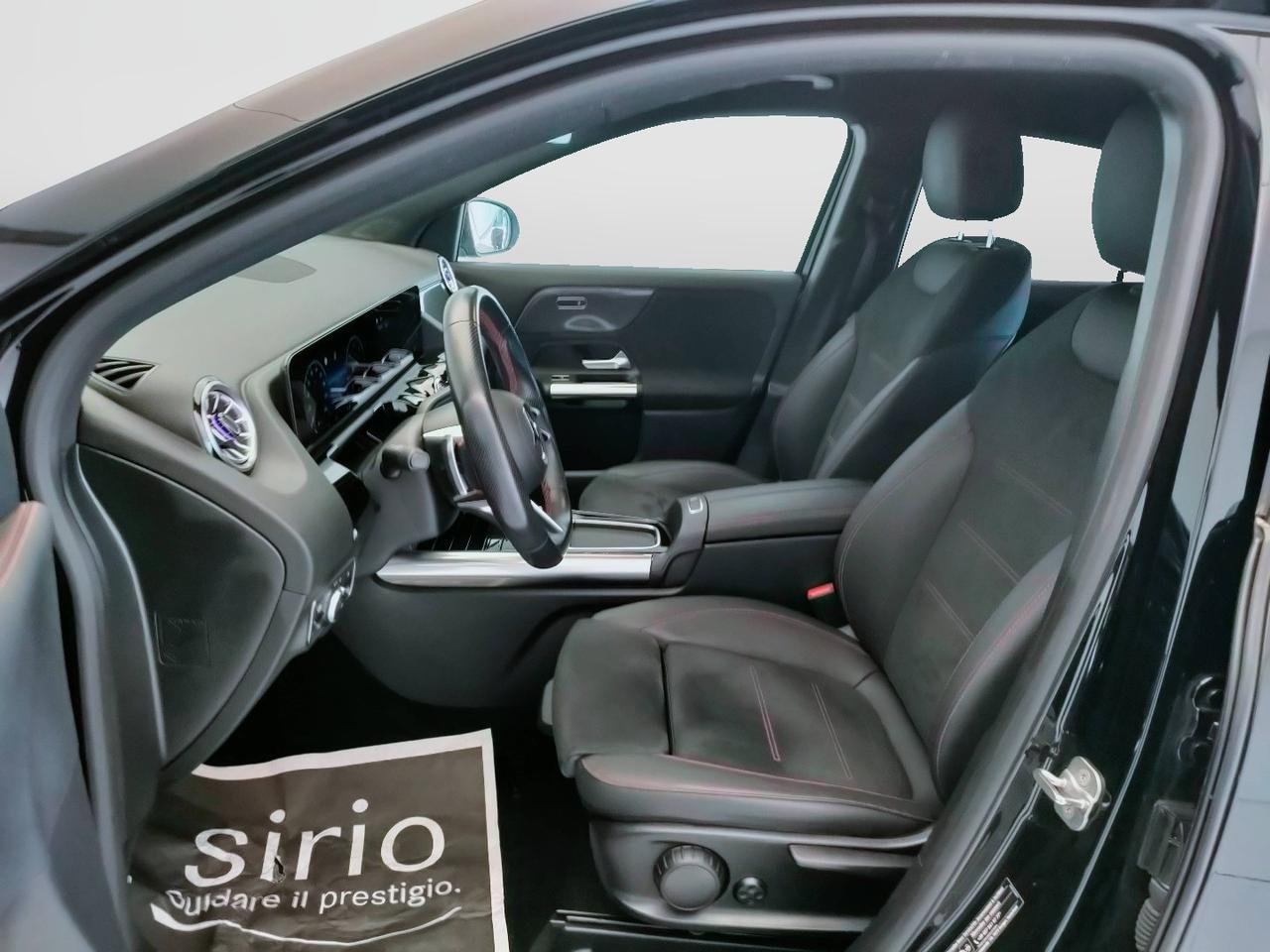 Mercedes-Benz GLA-H247 2023 - GLA 200 d AMG Line Premium auto