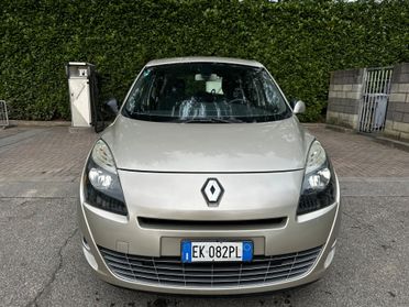 Renault Scenic Scénic X-Mod 1.5 dCi 110CV EDC Luxe