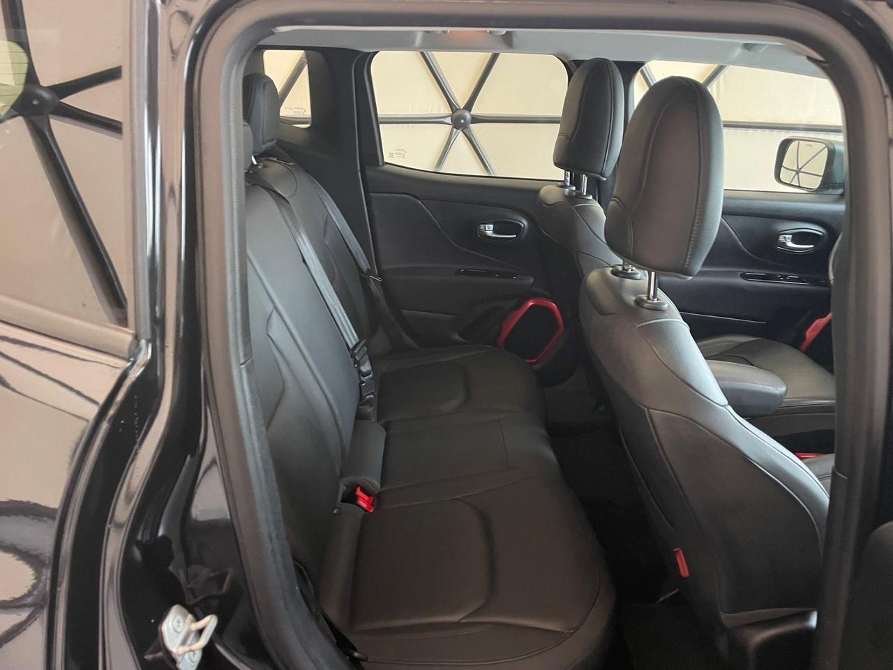 Jeep Renegade 2.0 Mjt 170CV 4WD Active Drive Low Trailhawk