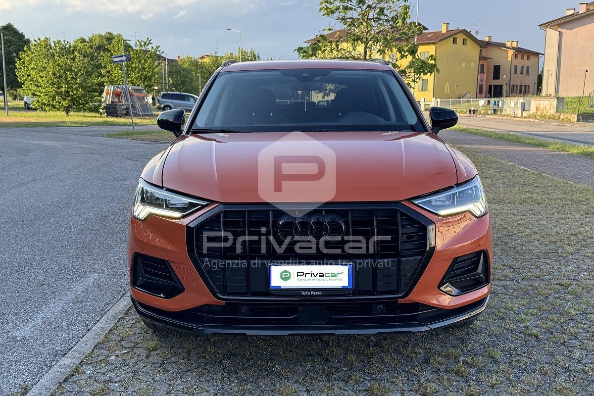 AUDI Q3 35 TDI S tronic Business Advanced