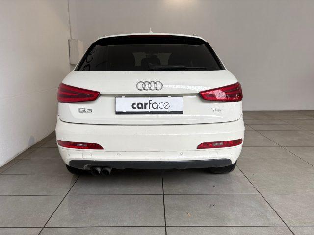 AUDI Q3 2.0 TDI