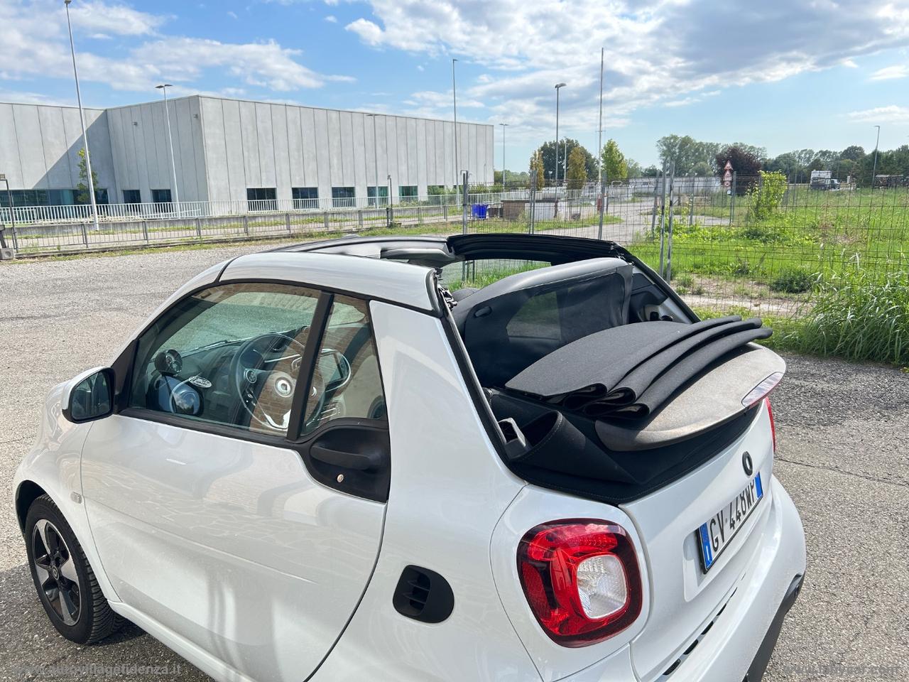 SMART fortwo EQ cabrio Passion