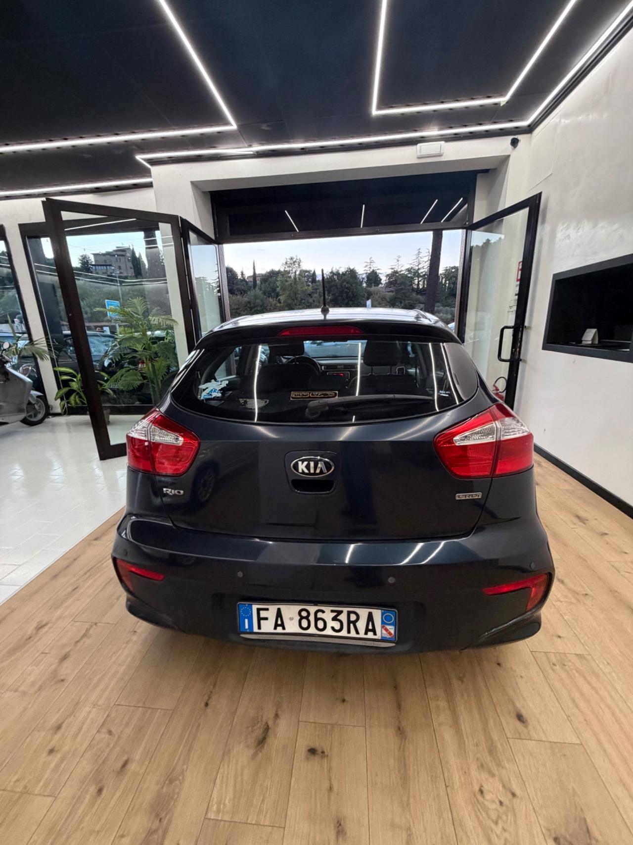 Kia Rio 1.1 CRDi 5p. Cool
