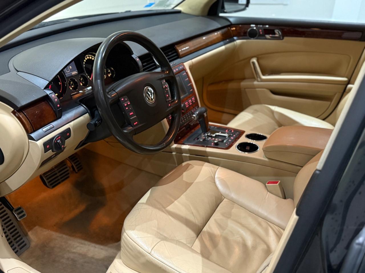 Volkswagen Phaeton 3.2 V6 Benzina Cv241/Kw177