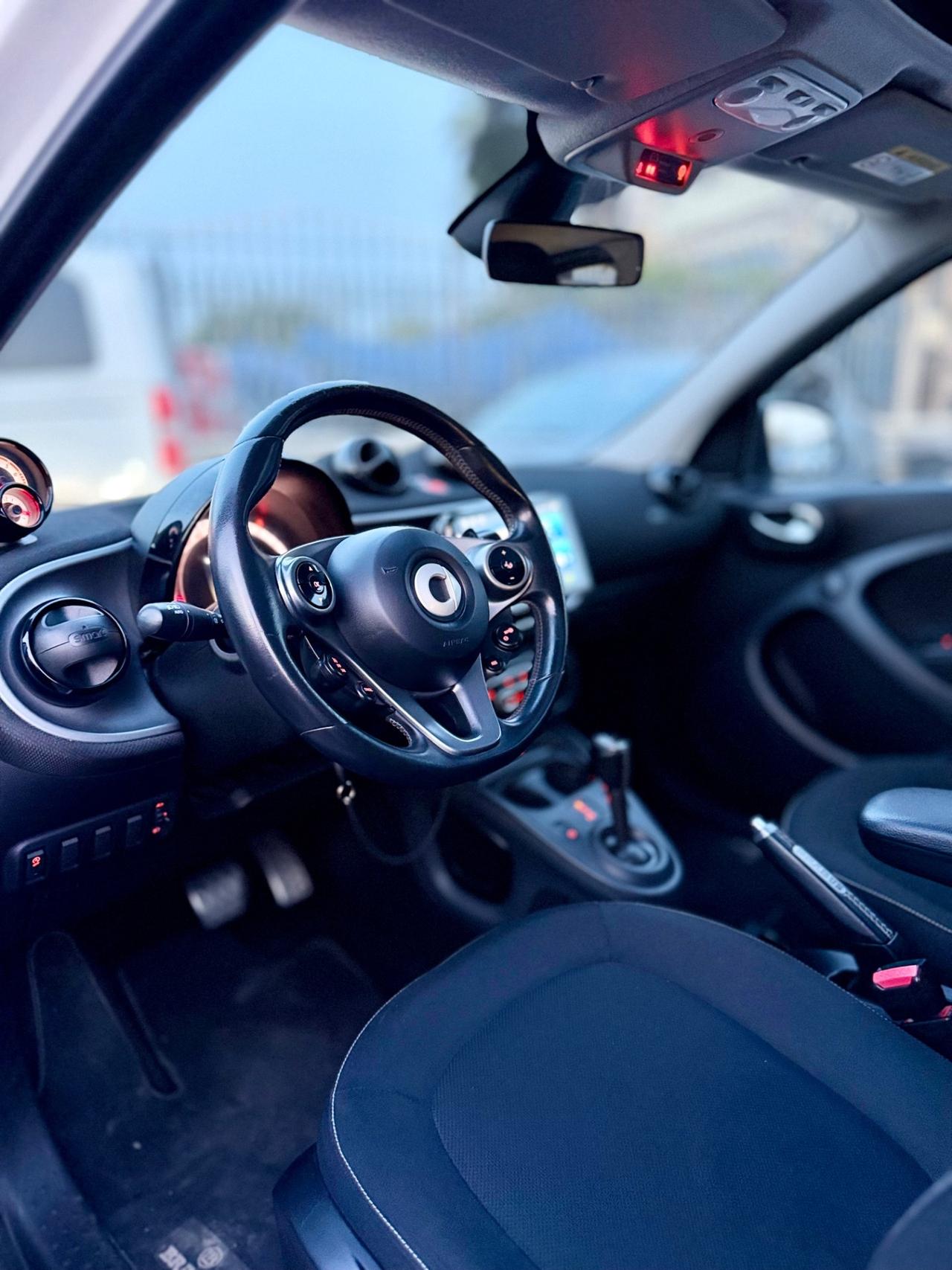 Smart ForFour 70 1.0 twinamic Allestita Brabus