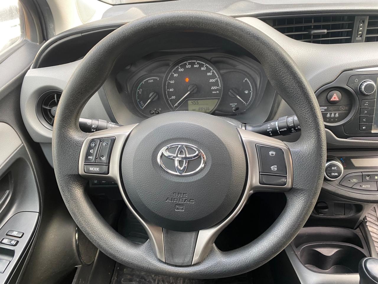 Toyota Yaris 1.5 Hybrid 5 porte Active