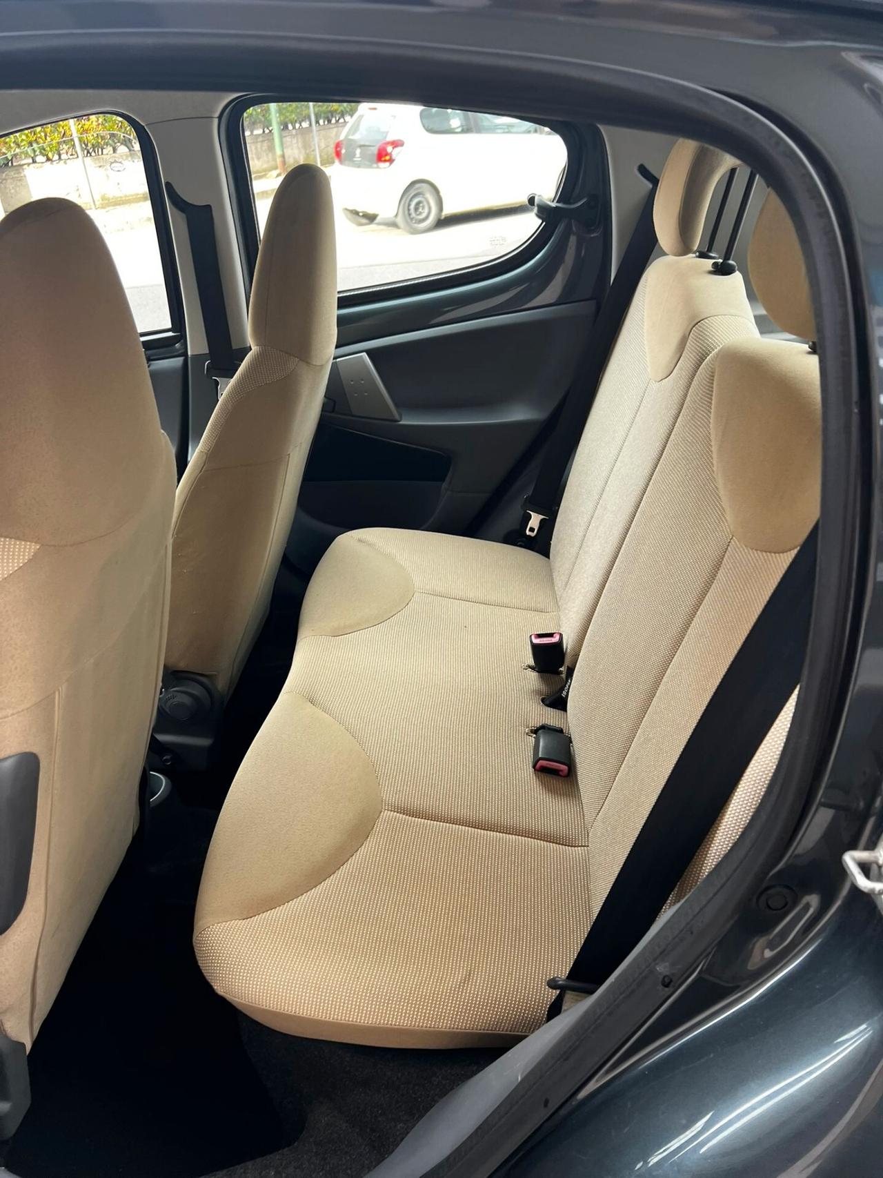 Peugeot 107 1.0 68CV 5p. Sweet Years NEOPATENTATI