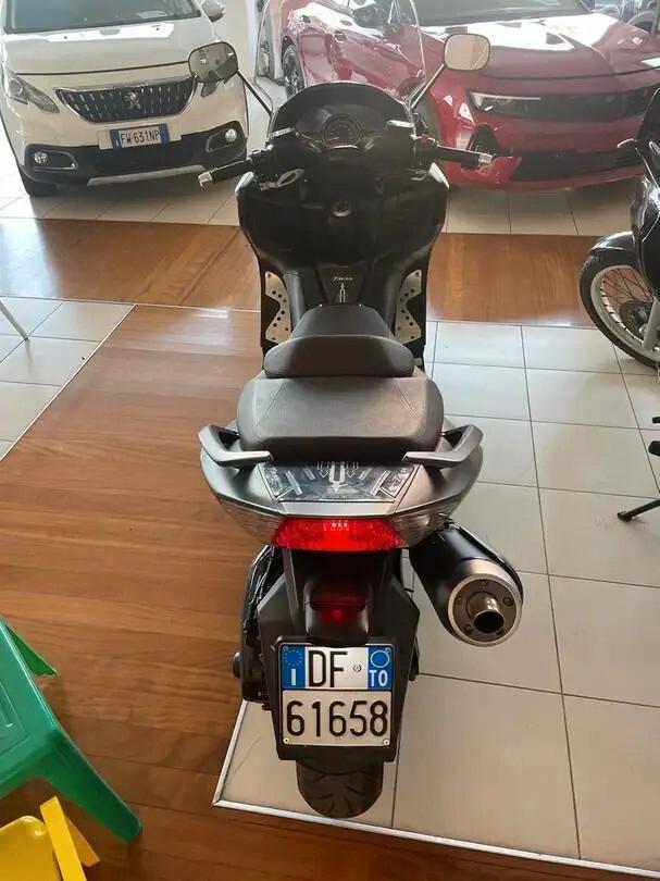 Yamaha TMAX 500