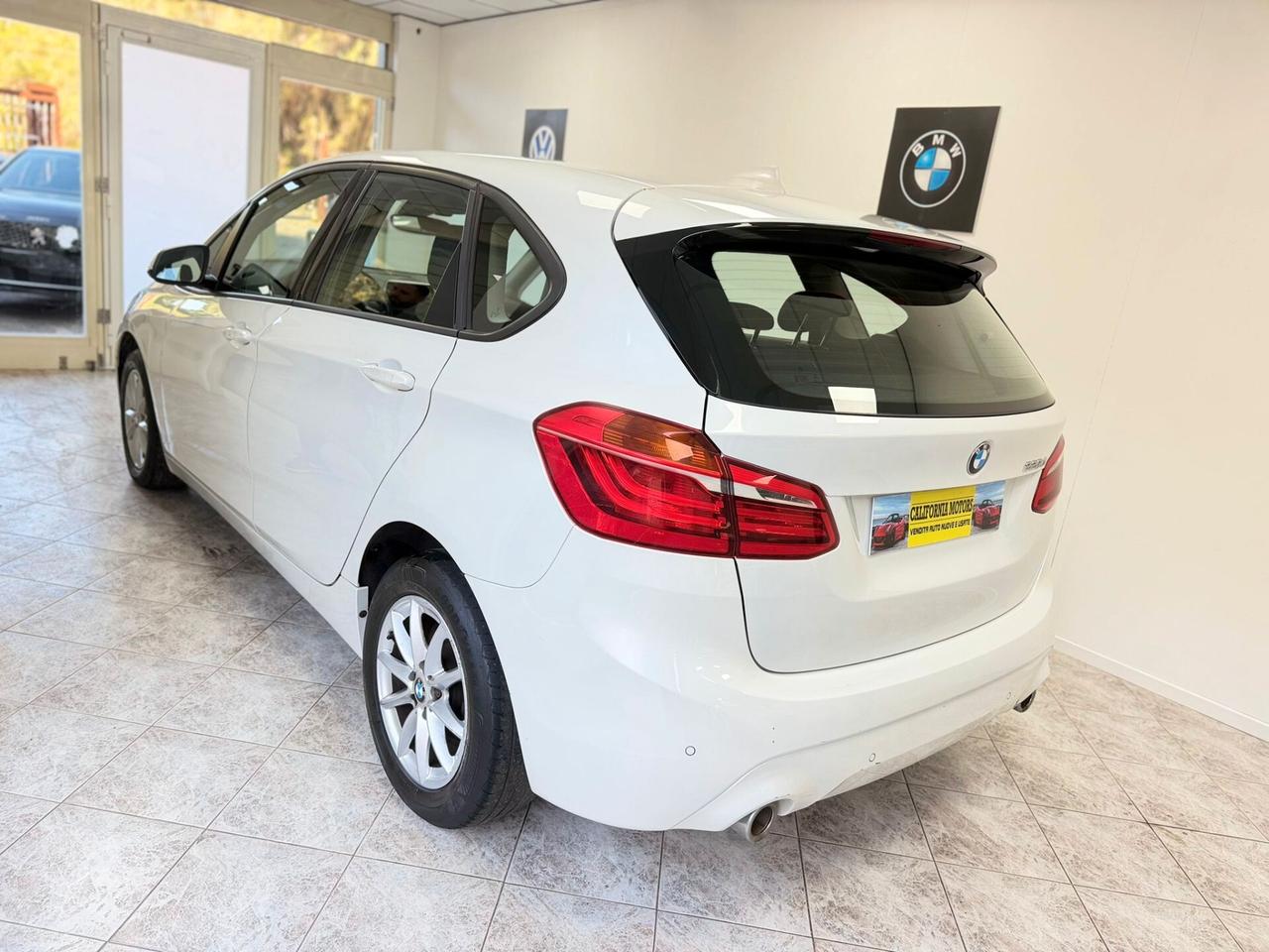 Bmw 2er Active Tourer 220d Luxury aut.