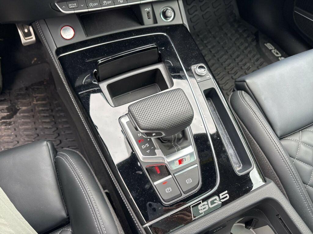 Audi SQ5 3.0 TDI mHEV 48V Sport Attitude Quattro Tiptronic